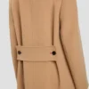 Abrigo en color camel Abrigo en color camel