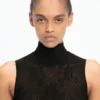 Body de cuello alto en negro Body de cuello alto en negro