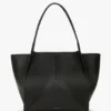Bolso de viaje The Victoria en piel negra Bolso de viaje The Victoria en piel negra