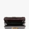 Bolso Dorian en piel marrón oscuro con relieve Bolso Dorian en piel marrón oscuro con relieve