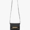 Bolso tipo bolsa con cadena mini en piel negra