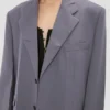 Chaqueta con solapas en forma de V en color flint Chaqueta con solapas en forma de V en color flint