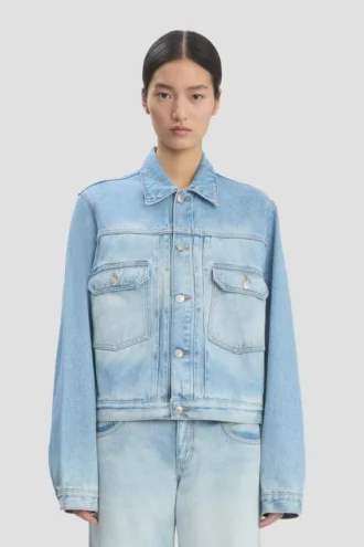 Chaqueta vaquera de estilo camionero en azul tradicional
