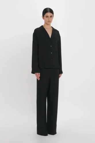 Conjunto de pijama con monograma VB en negro