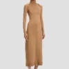 Falda midi con botones en color camel Falda midi con botones en color camel