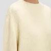 Jersey de corte holgado en color marfil Jersey de corte holgado en color marfil