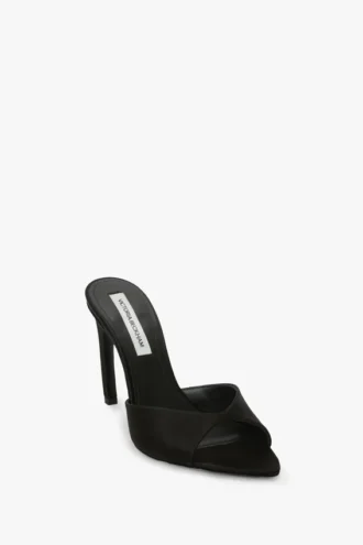 Mule Harlow 100 en satén negro