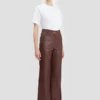 Pantalón Alina de piel en color burdeos Pantalón Alina de piel en color burdeos