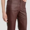 Pantalón Alina de piel en color burdeos Pantalón Alina de piel en color burdeos