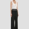 Pantalón con paneles transparentes en negro Pantalón con paneles transparentes en negro