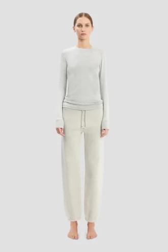 Pantalón jogger con logotipo bordado en gris jaspeado Pantalón jogger con logotipo bordado en gris jaspeado