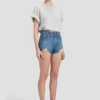 Pantalones cortos desgastados en lavado azul medio Pantalones cortos desgastados en lavado azul medio