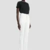 Vaqueros slim de talle alto en blanco lavado Vaqueros slim de talle alto en blanco lavado
