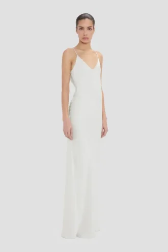 Vestido camisero de encaje en color magnesio