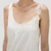 Vestido de encaje en marfil Vestido de encaje en marfil