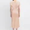 Vestido midi Bela en color blossom Vestido midi Bela en color blossom