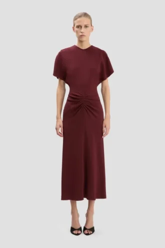 Vestido midi Bela en color burdeos