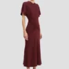 Vestido midi Bela en color burdeos Vestido midi Bela en color burdeos