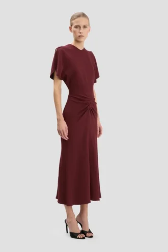 Vestido midi Bela en color burdeos