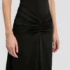 Vestido midi Blaire en negro Vestido midi Blaire en negro