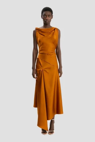 vestido midi posy en color bronce 1 330x495 - Vestido midi Posy en color bronce